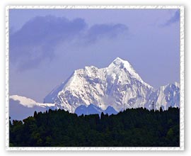 Kanchenjunga Peak, Bhutan Tour