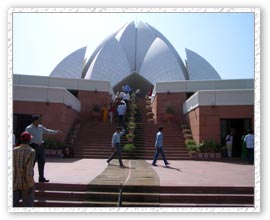 Lotus Temple, Delhi Tour