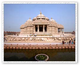 Akshardham Temple, Delhi Tour Package